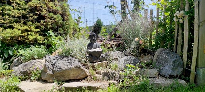 Mini-Steingarten sind auch für kleine Gärten geeignet